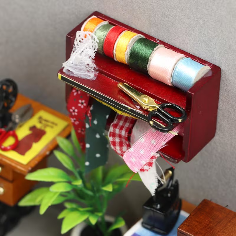 Dollhouse Mini Sewing Box with - đánh giá và giá Guipure Lace Panel